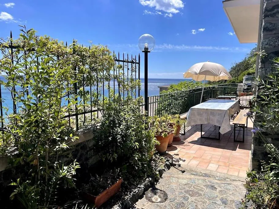 Holiday home Ocean View Villa With Fast Wi-Fi And Elevator To Town Levanto