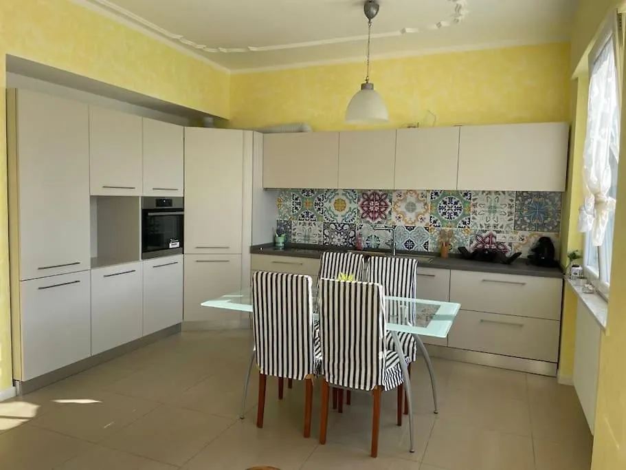 Ocean View Villa With Fast Wi-Fi And Elevator To Town Levanto